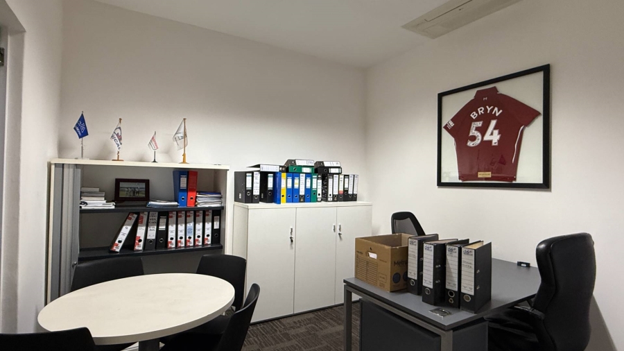 To Let commercial Property for Rent in De Waterkant Western Cape